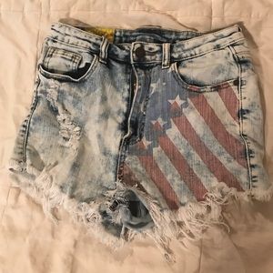 🇺🇸💙❤️American Flag Distressed high waist shorts